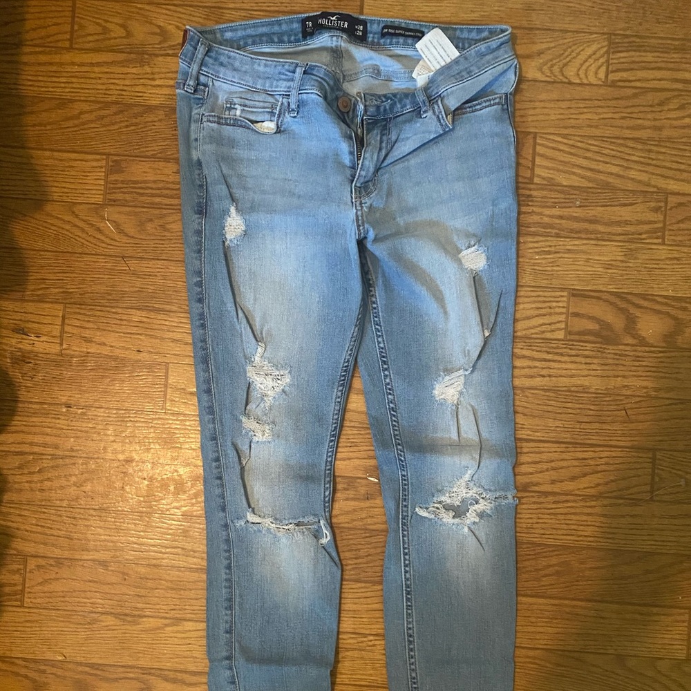 Hollister Crop Jeans